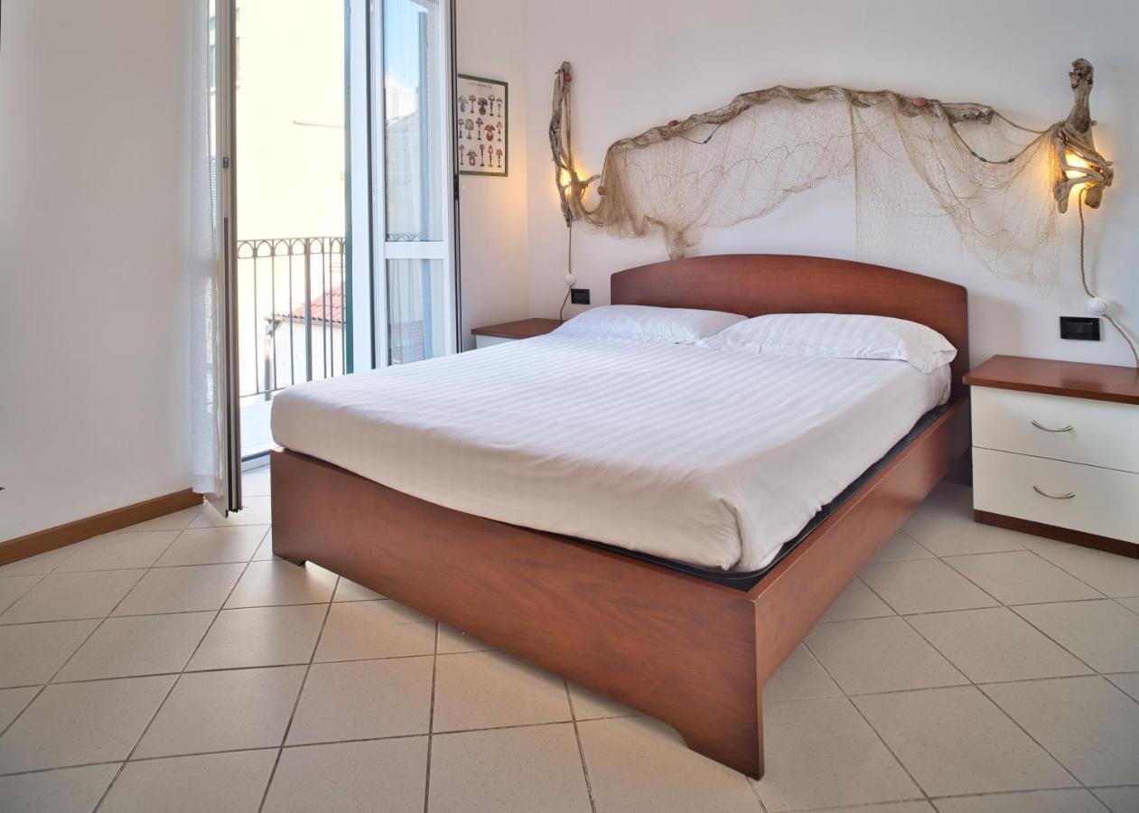 Medusa Apartment - Bilocale Centro Finale Ligure Exteriér fotografie